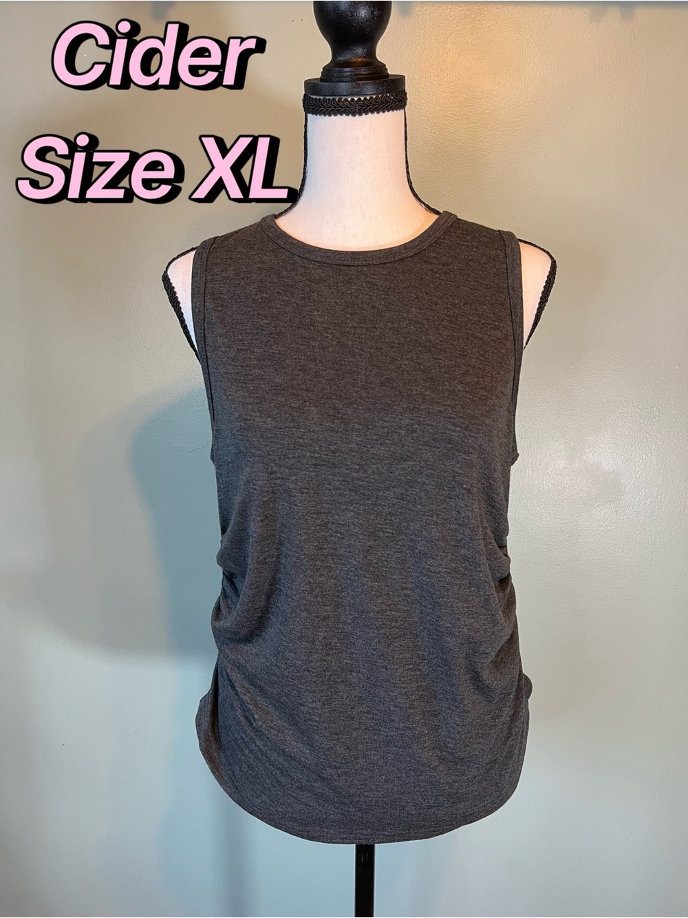Cider Dark Gray Tank Top Size XL
